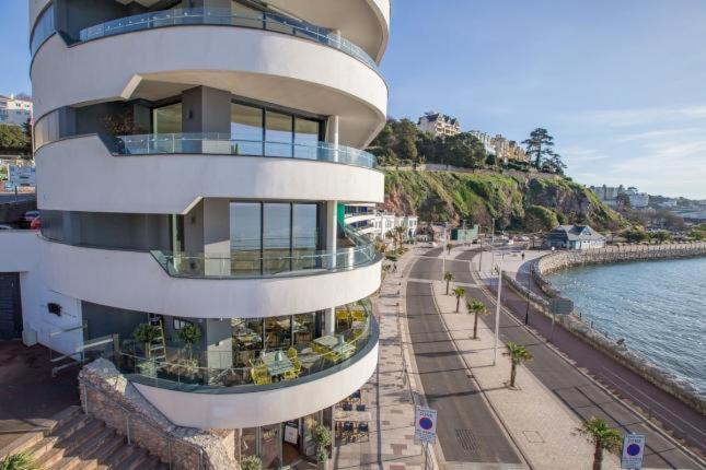 Holiday home Torbay Rise - With Pool, Hot Tub, Sauna, Gym, Games And Cinema Room; Sea Views