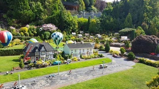 Torbay Rise - With Pool, Hot Tub, Sauna, Gym, Games And Cinema Room; Sea Views Holiday home *